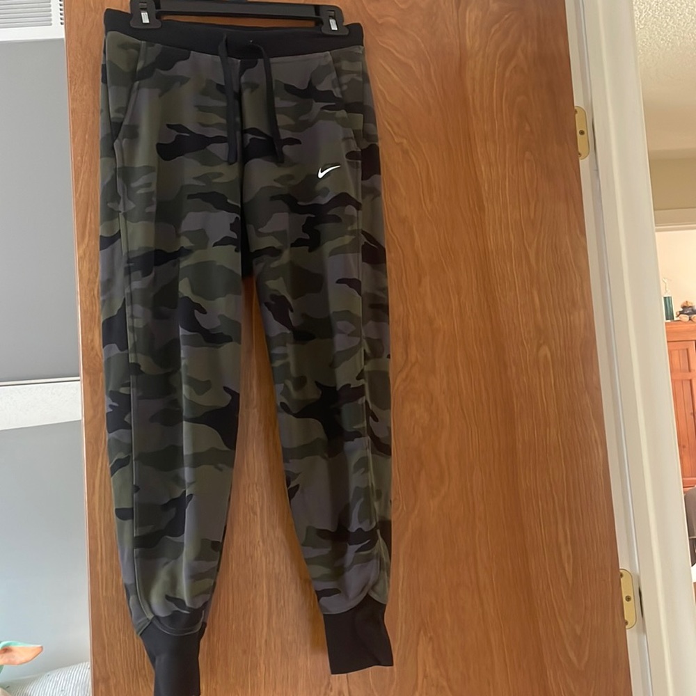 Nike Joggers